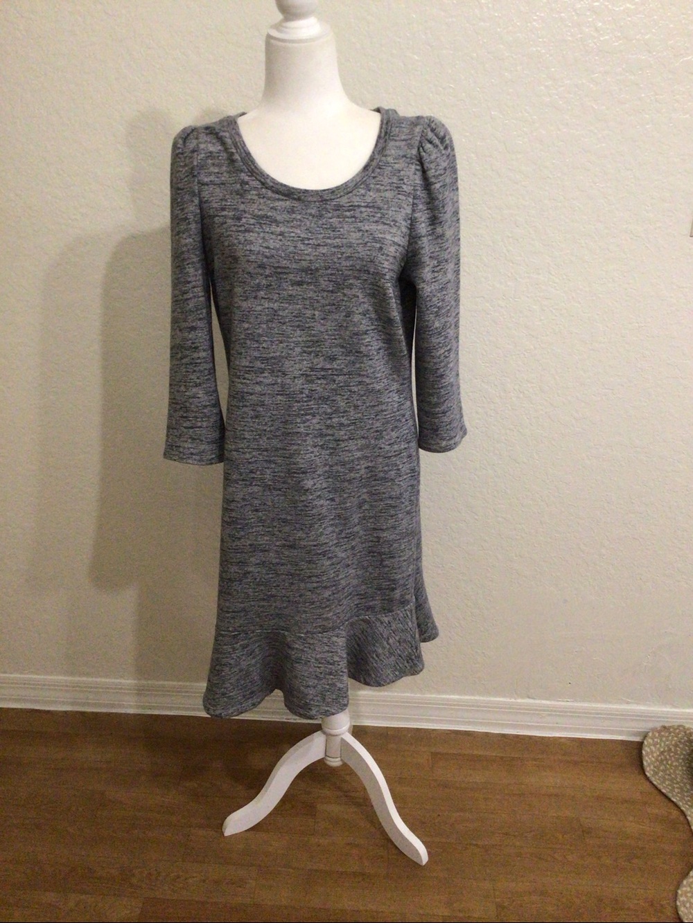 Talbots grey quarter sleeve ruffle hem dress
